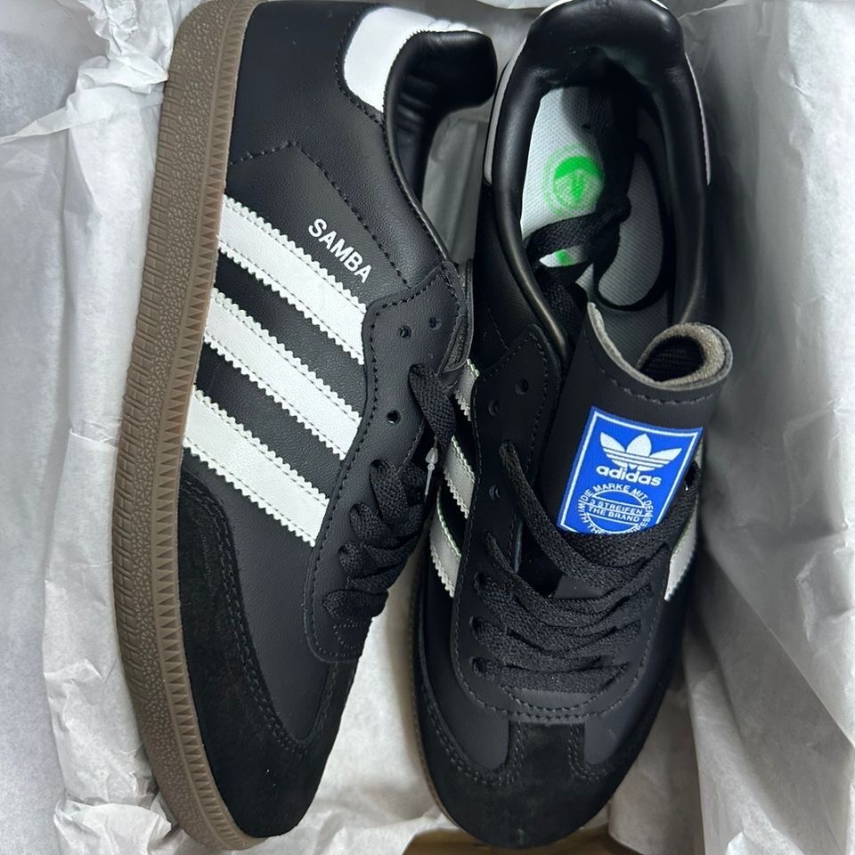 ADIDAS SAMBA