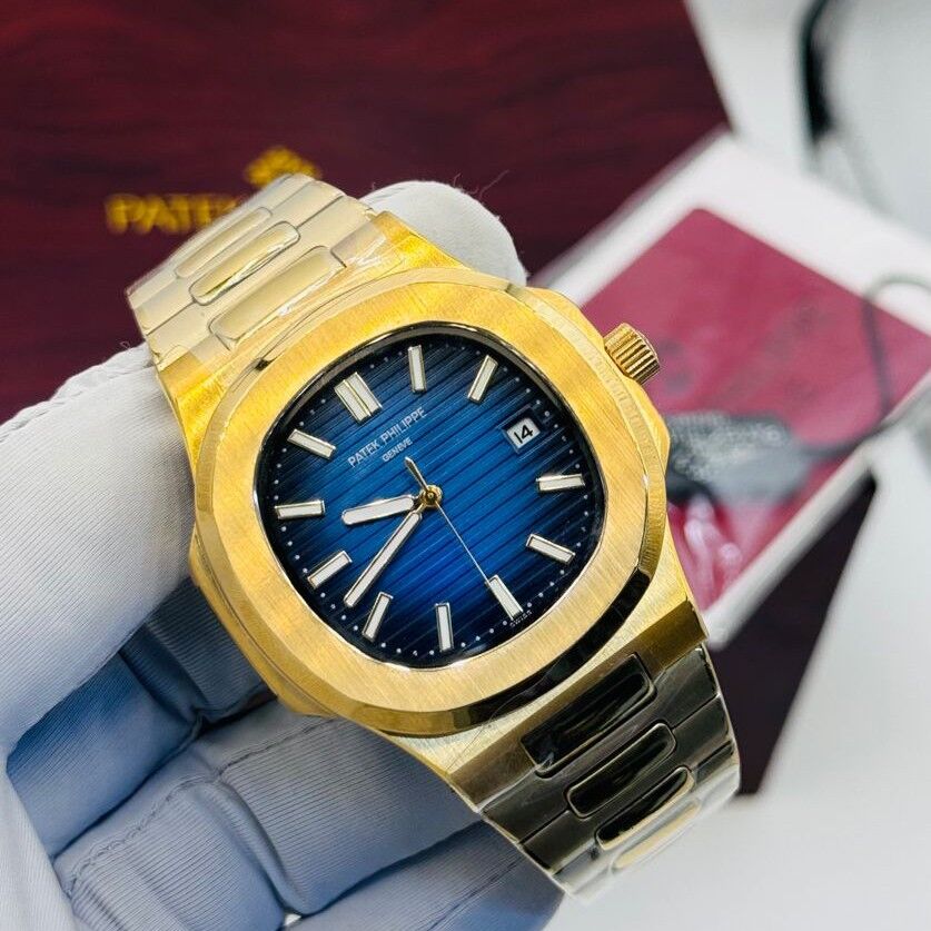 PATEK PHILIPPE Nautilus