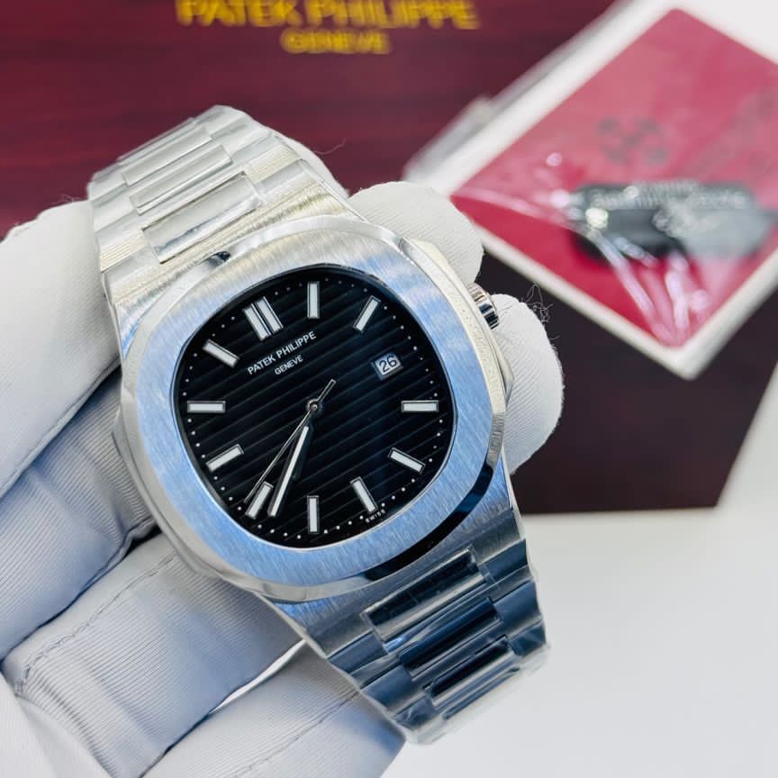 PATEK PHILIPPE Nautilus