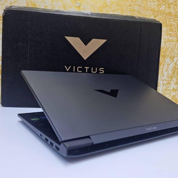 HP VICTUS