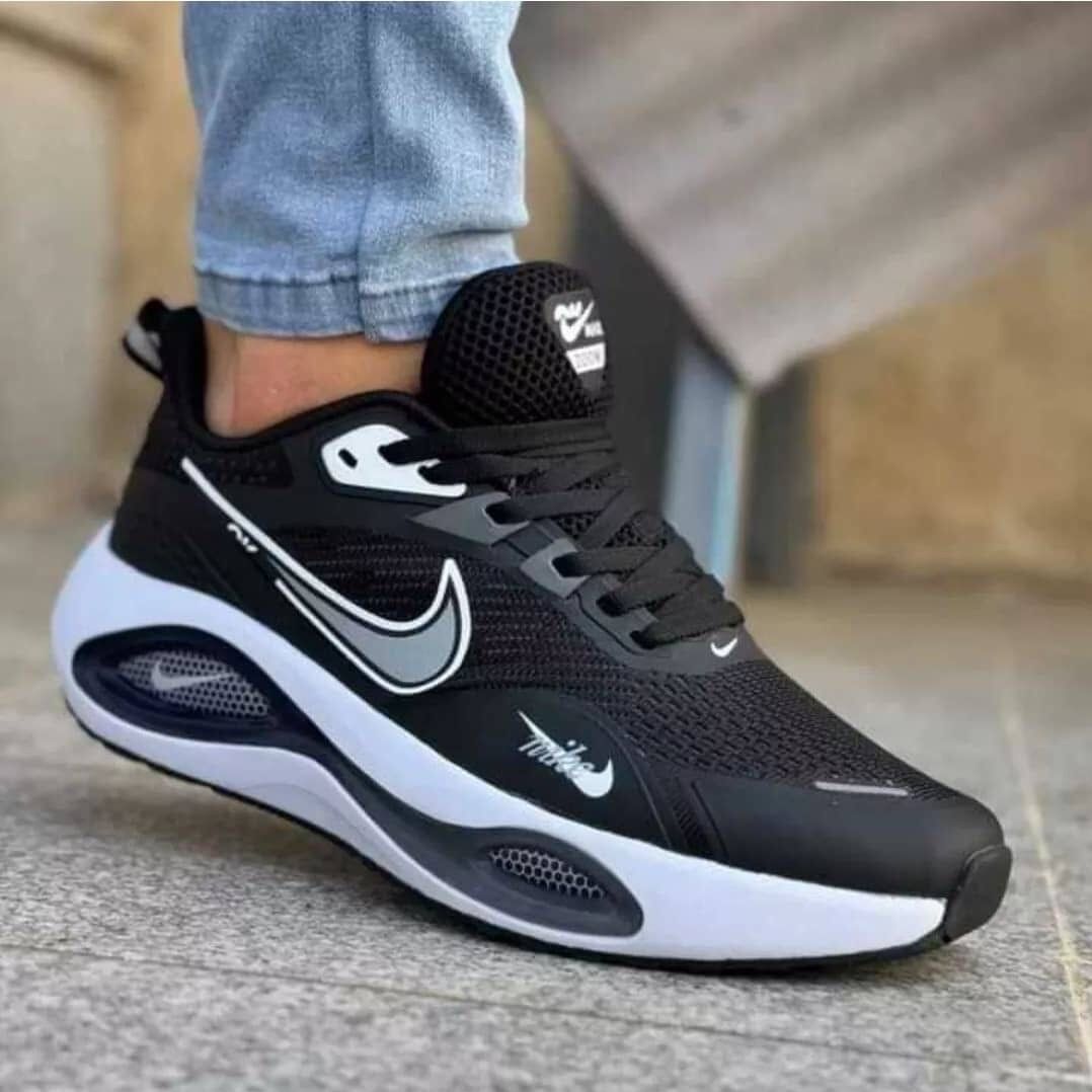 NIKE AIR WINFLO