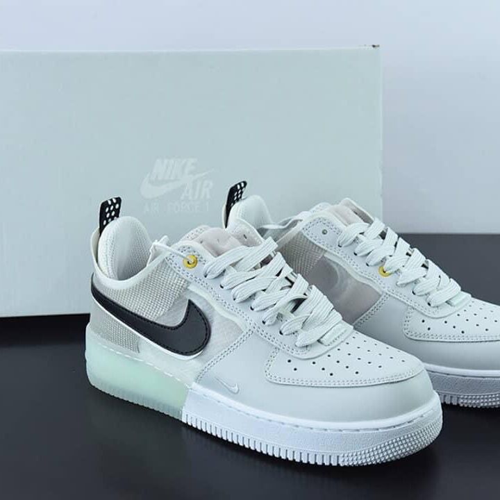 AIR FORCE ONE CUSTOMS