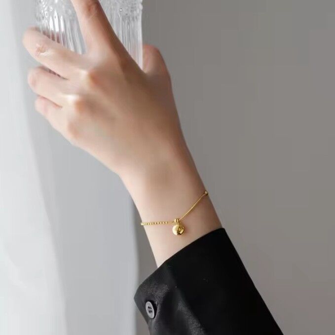 bracelet minimalist