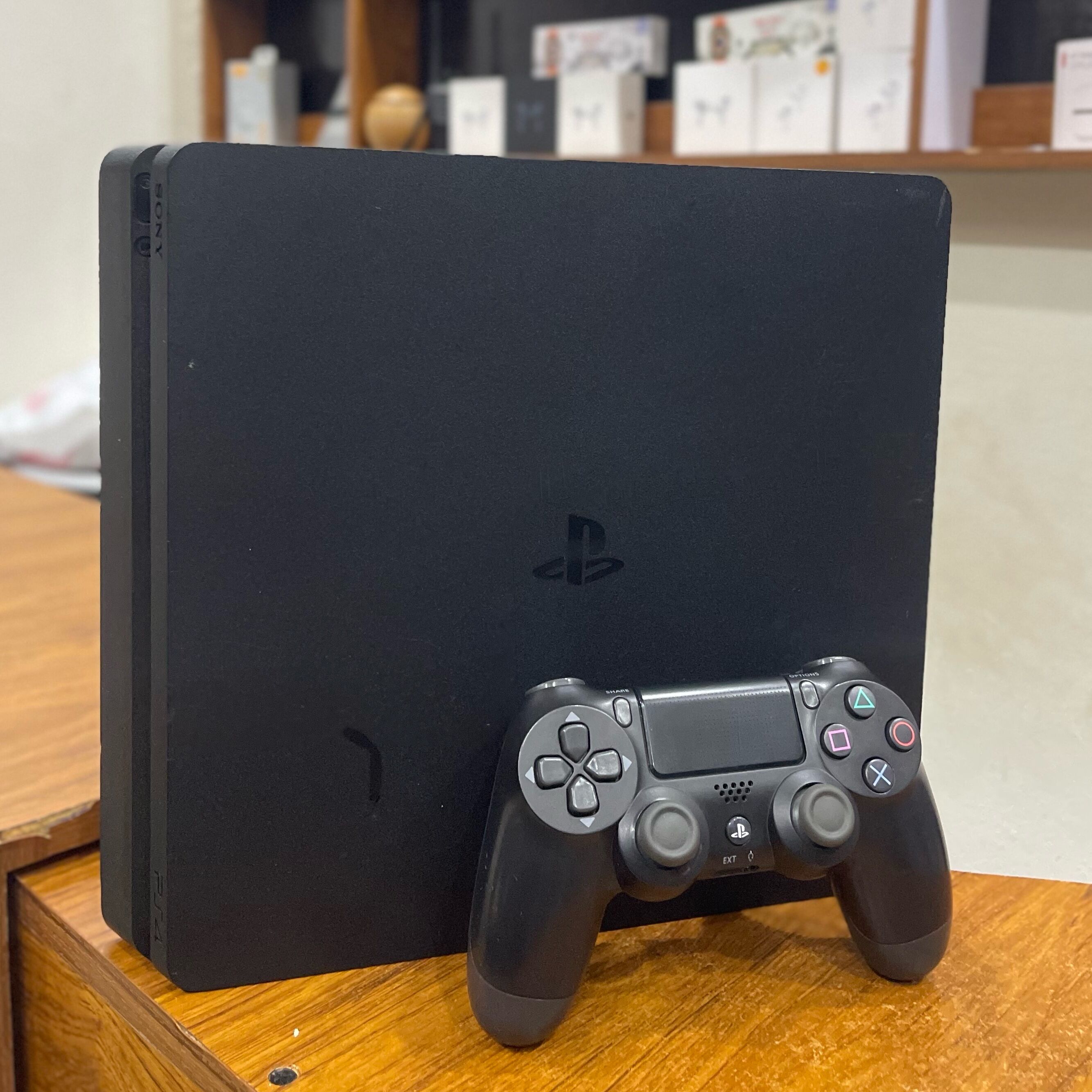 PlayStation 4 slim