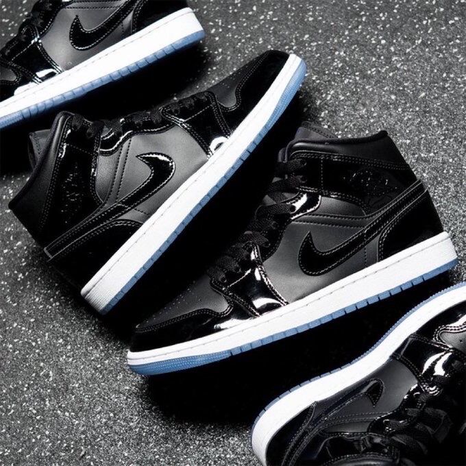 air Jordan black