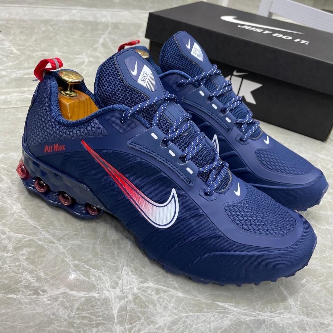 AIR MAX PLUS 6