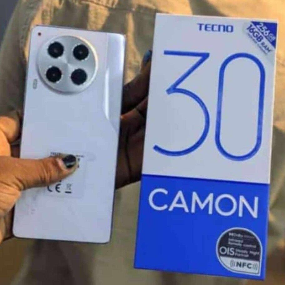 Tecno Camon 30