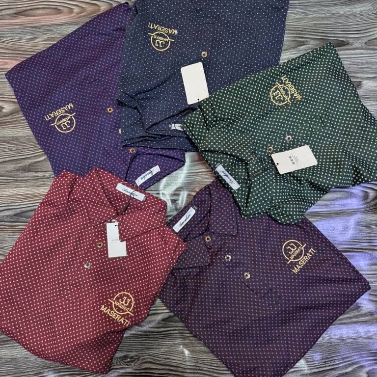 T-shirt polo