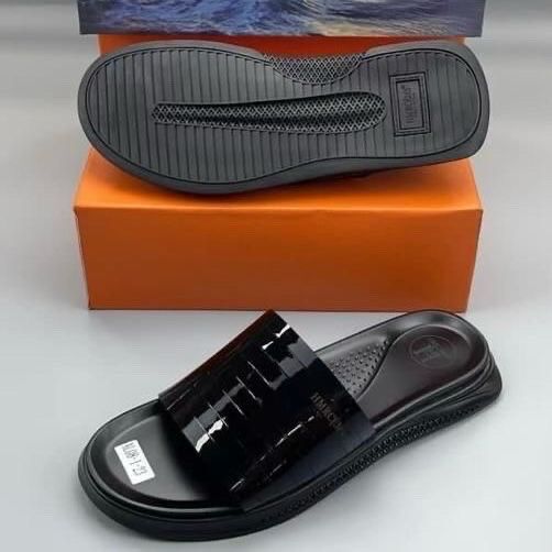 Slippers with Carton 39-46