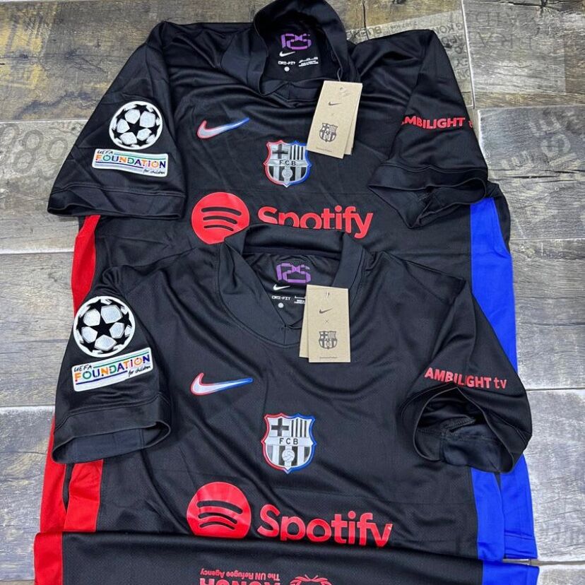 jerseys available in fan and pro version