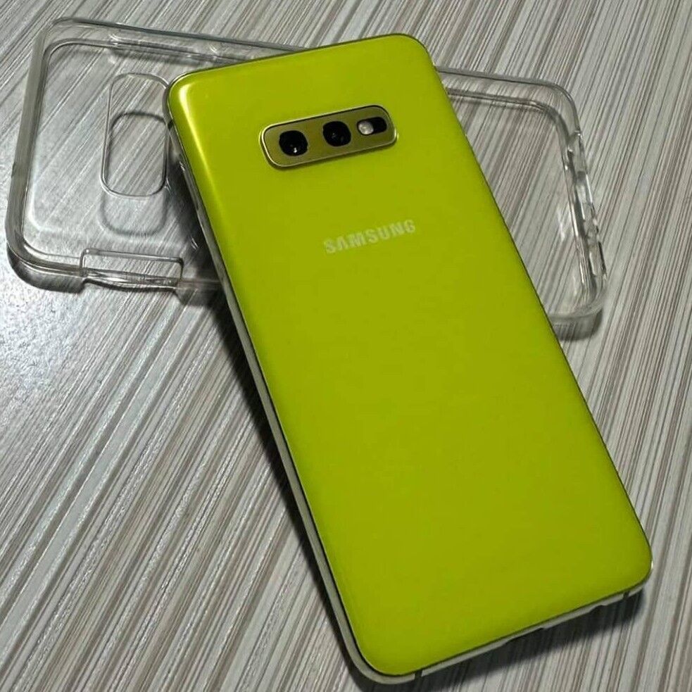 Samsung S10E