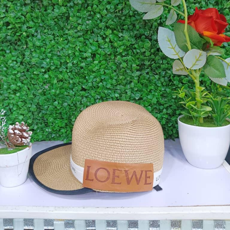 Chapeau Loewe contre soleil