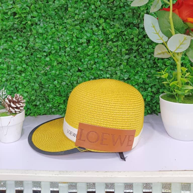 Chapeau Loewe contre soleil